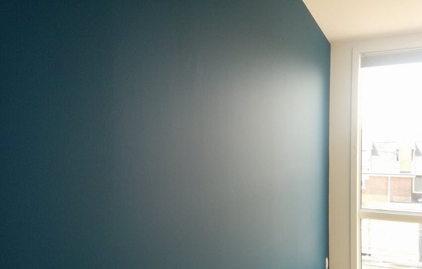 A wall with perfect sheen